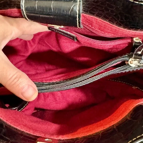 Liz Claiborne black faux alligator purse/bag and wallet - Picture 11 of 16